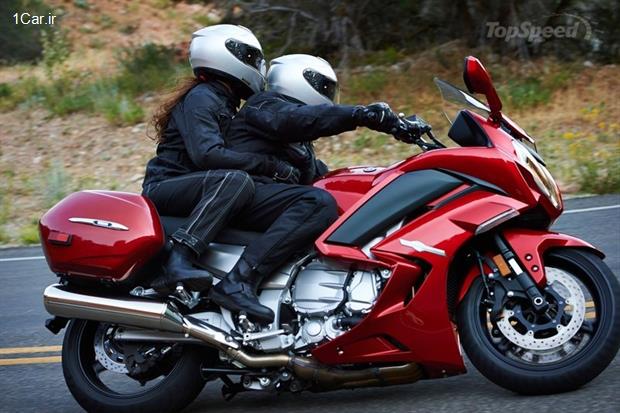 بررسی موتورسیکلت یاماها FJR1300ES مدل 2015